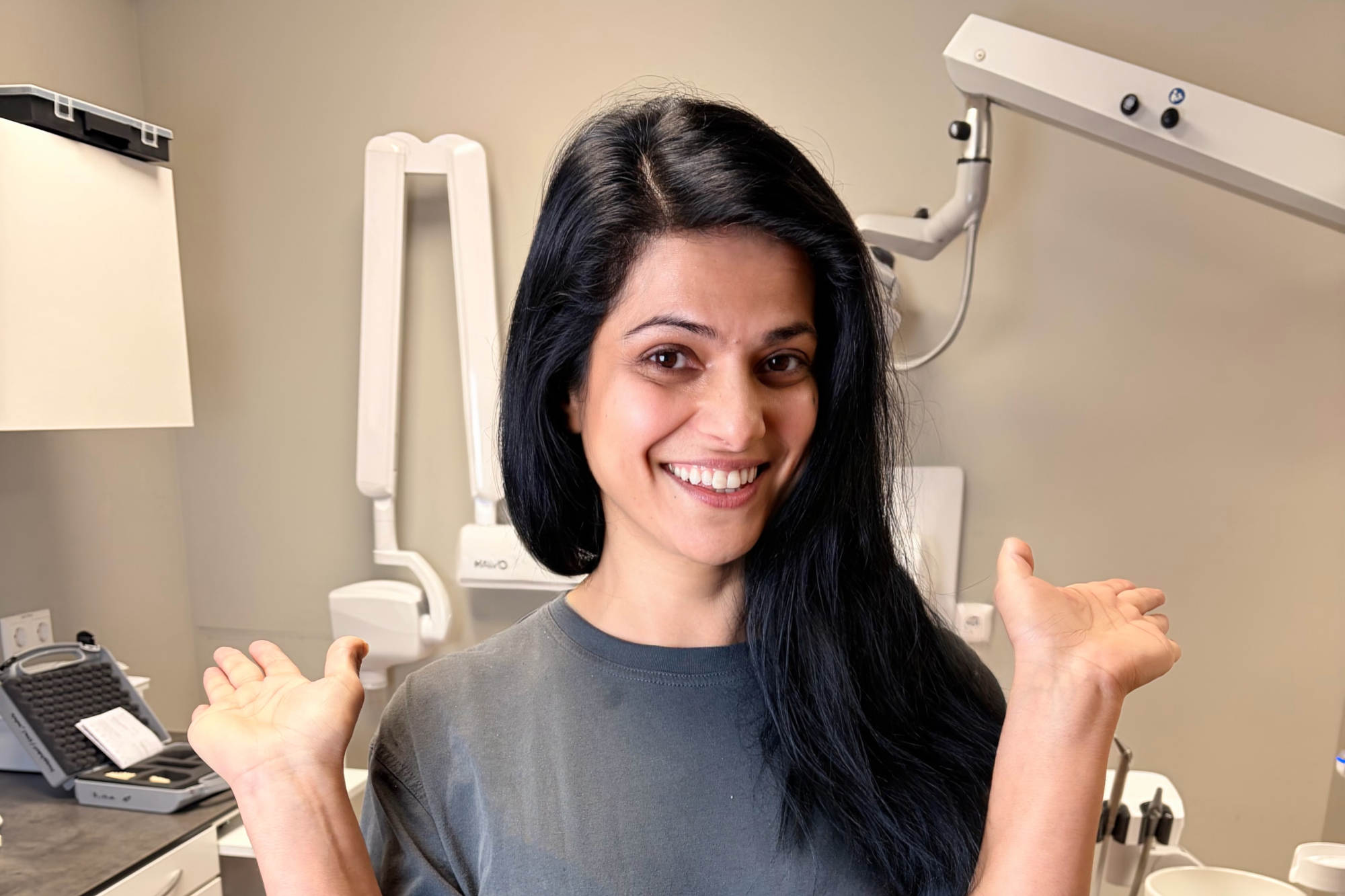 Zolfia Omari, Zahnarztpraxis Mangelsdorf